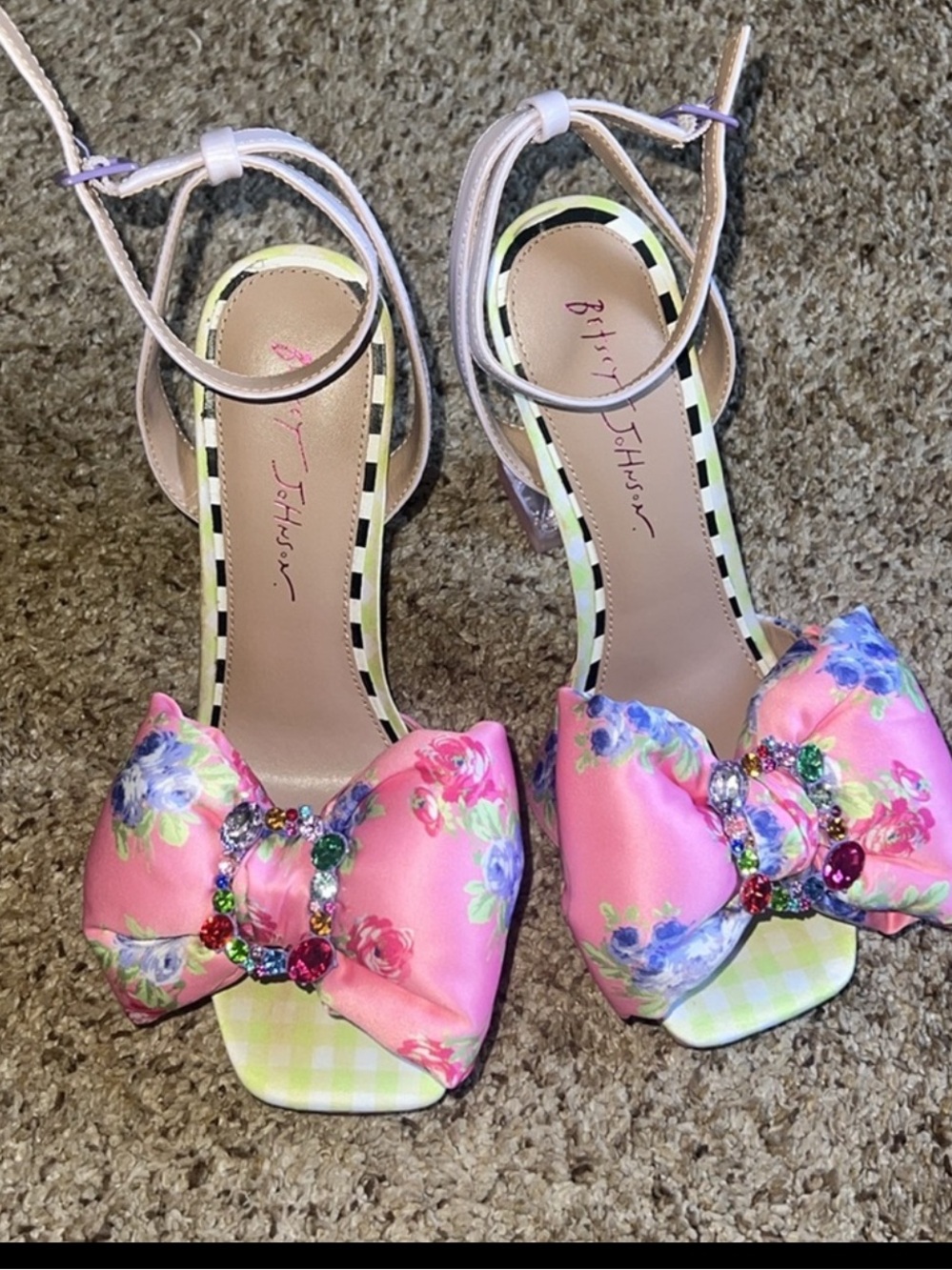 BETSEY JONHSON POLLIE PINK MULTI WOMEN’S Sz 8.5 NWOT - Picture 2 of 3